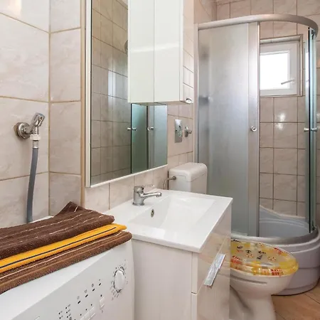 Apartment In With Kitchen