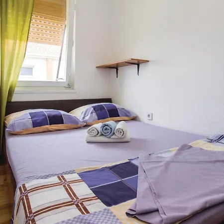 With Sea View Viii *